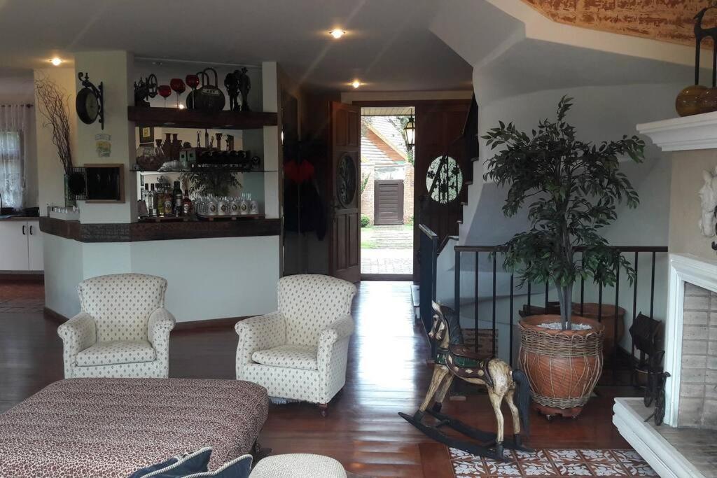 Casa E Vista Privilegiadas No Alto Do Capivari Campos do Jordão Zewnętrze zdjęcie
